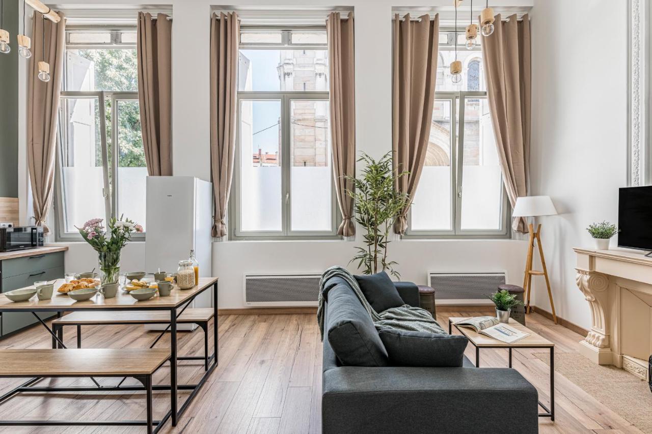 Charmant & Spacieux Appartement En Coeur De Ville Saint-Etienne  Eksteriør bilde
